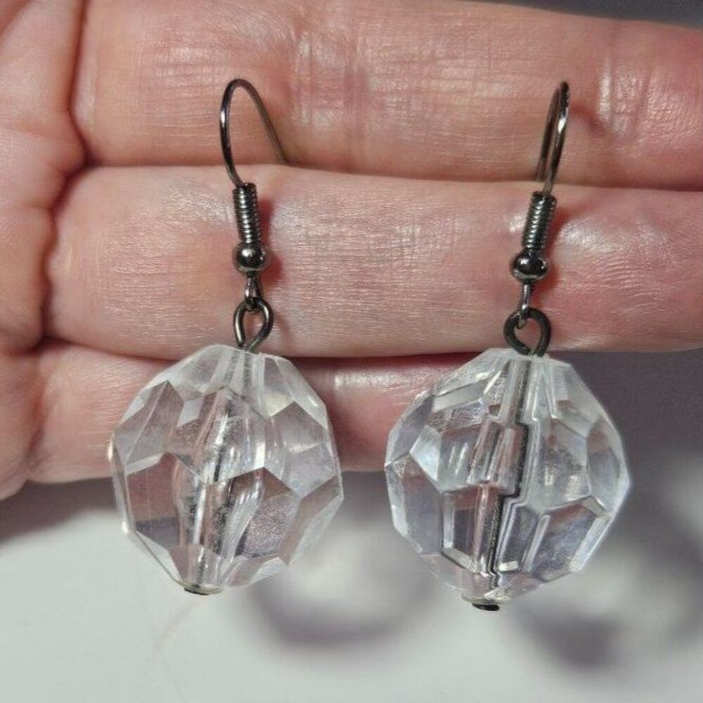 Clear round beaded dangling earrings